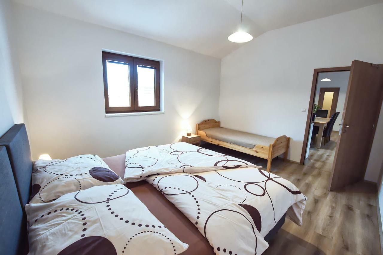 "U Capa" Krasny Apartman V Sedleci Sedlec  Exteriör bild