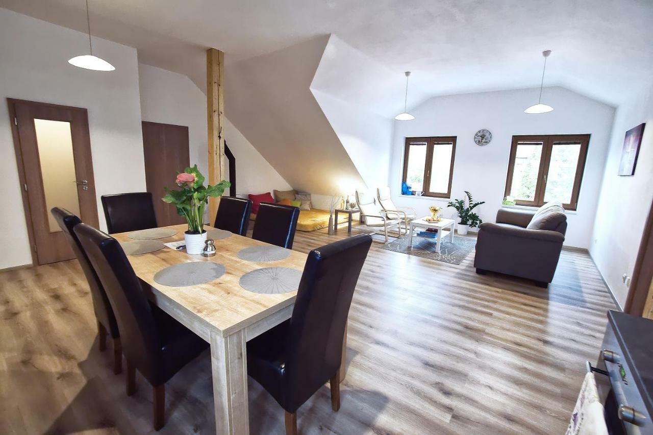 "U Capa" Krasny Apartman V Sedleci Sedlec  Exteriör bild