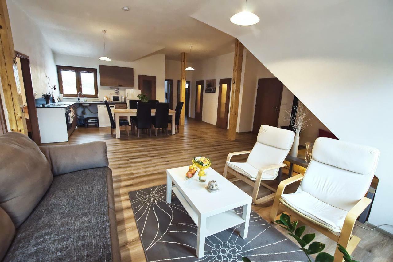 "U Capa" Krasny Apartman V Sedleci Sedlec  Exteriör bild