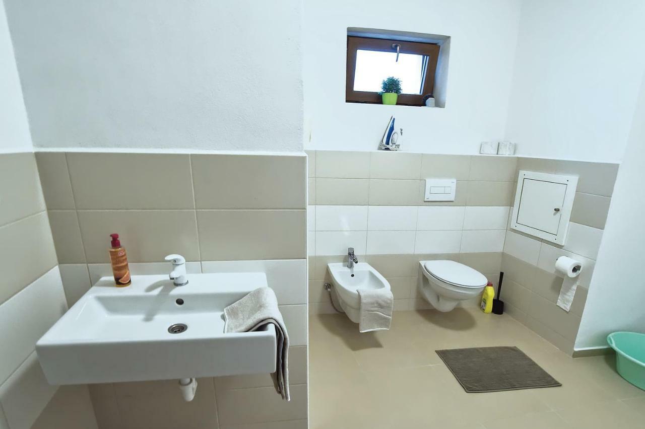 "U Capa" Krasny Apartman V Sedleci Sedlec  Exteriör bild