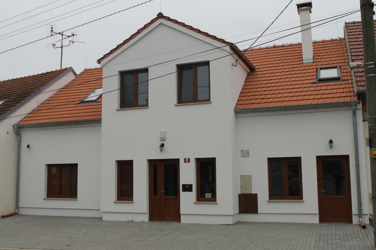 "U Capa" Krasny Apartman V Sedleci Sedlec  Exteriör bild