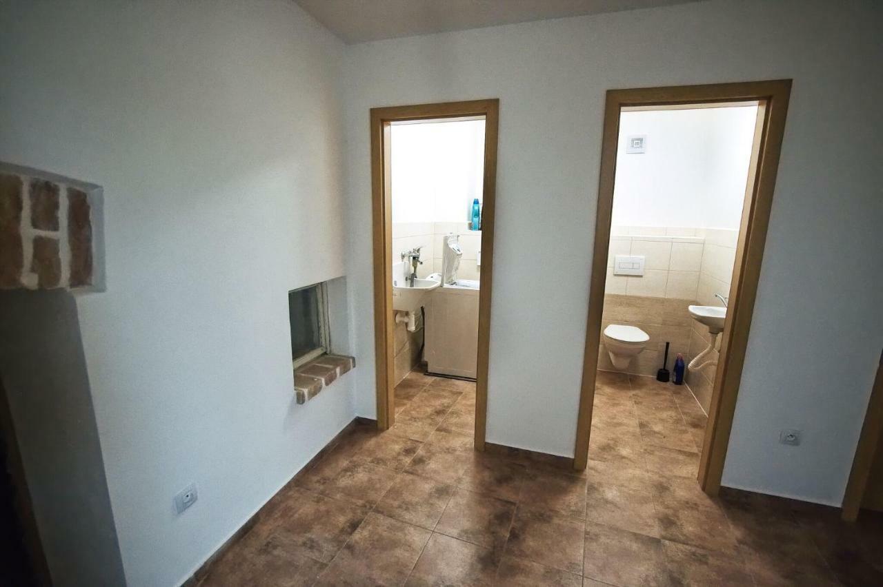 "U Capa" Krasny Apartman V Sedleci Sedlec  Exteriör bild